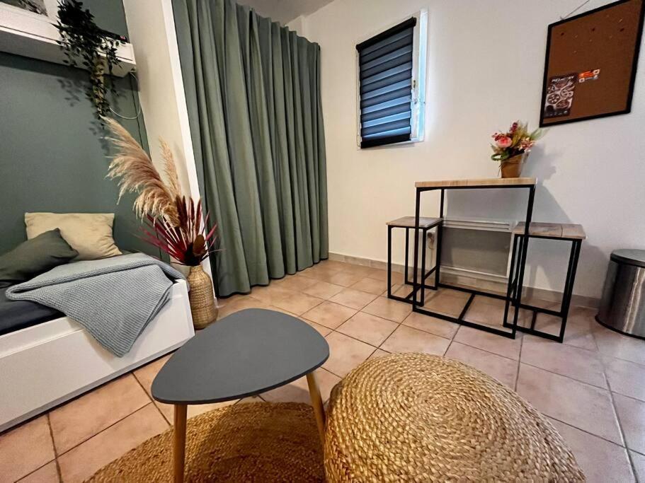 Aix-En-Provence, Cosy Studio Proche Toutes Commodites, Linges Fournis Экстерьер фото